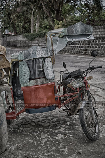 in asia philipphines the typical tuk tuk motorbike for tourist. Стоковое фото, агентство Ingram Publishing / Фотобанк Лори
