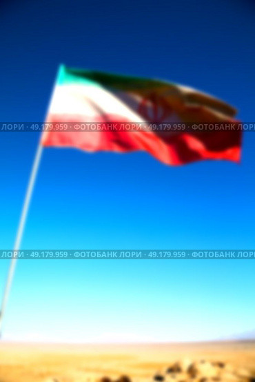 in iran blur  iranian waving flag  the blue sky and wind. Стоковое фото, агентство Ingram Publishing / Фотобанк Лори