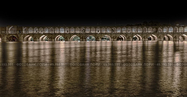 in iran   the old bridge of isfahan for light and night. Стоковое фото, агентство Ingram Publishing / Фотобанк Лори