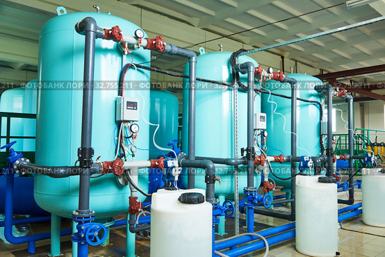 industrial water purification system or filtration equipment. Стоковое фото, фотограф Дмитрий Калиновский / Фотобанк Лори