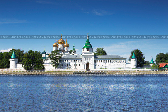 Ипатьевский монастырь. Кострома (2014 год). Редакционное фото, фотограф Наталья Волкова / Фотобанк Лори