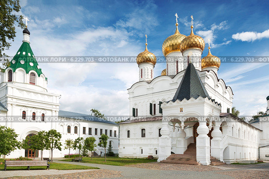 Ипатьевский монастырь. Кострома (2014 год). Редакционное фото, фотограф Наталья Волкова / Фотобанк Лори