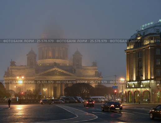 Исаакиевская площадь. Санкт-Петербург (2015 год). Редакционное фото, фотограф Александр Алексеев / Фотобанк Лори