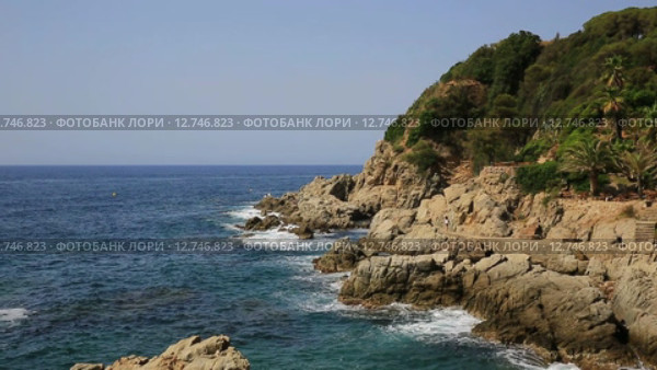Испания, Каталония, Коста Брава, побережье Lloret de Mar (2015 год). Стоковое видео, видеограф Валерий Назаров / Фотобанк Лори