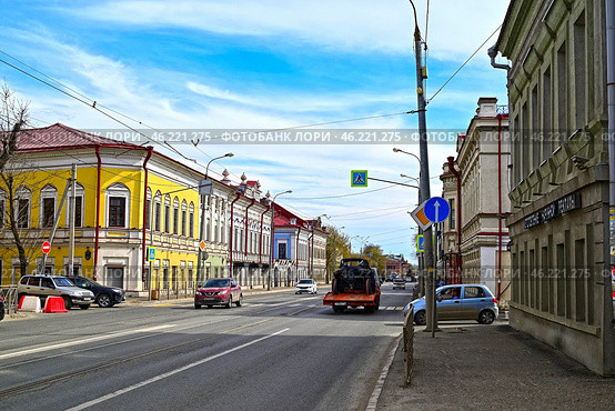 Историческая улица Габдуллы Тукая. Город Казань. Республика Татарстан. Россия (2024 год). Редакционное фото, фотограф Александр Тараканов / Фотобанк Лори