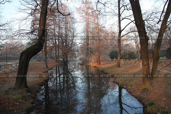 Италия. Милан. Парк Семпионе в Милане (Parco Sempione) (2019 год). Стоковое фото, фотограф Ерохин Дмитрий Викторович / Фотобанк Лори