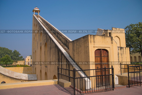 Jantar Mantar - the observatory, built in 1727-1734 gg. Rajput by Maharaja Sawai Jai Singh in which he founded shortly before the city of Jaipur. Стоковое фото, агентство Ingram Publishing / Фотобанк Лори