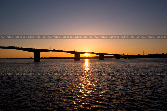 Кама. Мост над рекой Камой в Перми вечером (2008 год). Стоковое фото, фотограф Harry / Фотобанк Лори