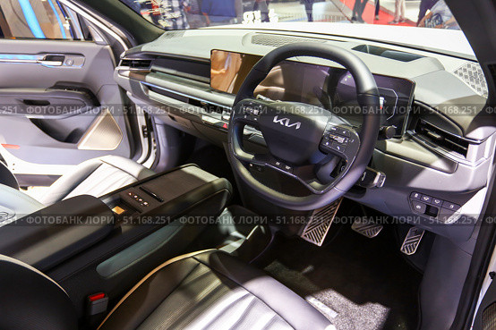Kia EV6 GT-line. Редакционное фото, фотограф Art Konovalov / Фотобанк Лори