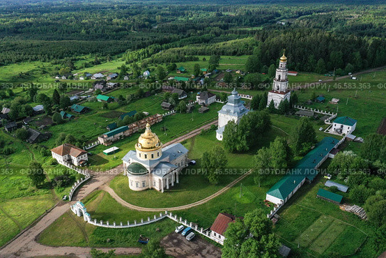 Кировская область. Вид на Николо-Великорецкий монастырь. Стоковое фото, фотограф Александр Рюмин / ТАСС / Фотобанк Лори