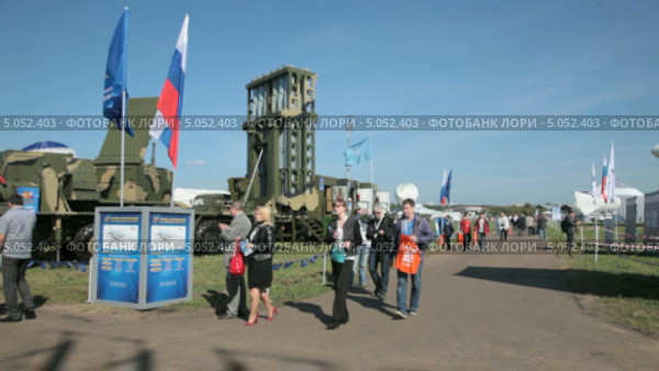 Комплексы ПВО на Международном авиационно-космическом салоне МАКС-2013. Редакционное видео, видеограф Игорь Долгов / Фотобанк Лори