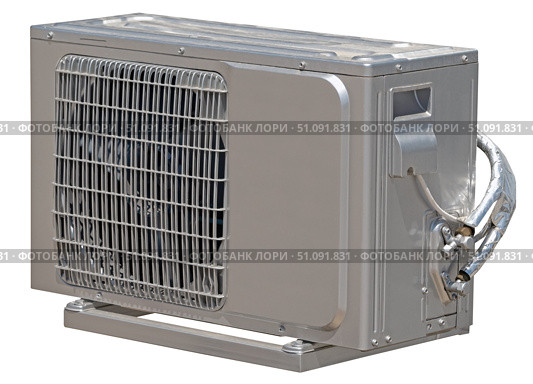 Компрессор воздушного кондиционера на белом фоне. Air conditioning compressor isolated on white. Стоковое фото, фотограф Татьяна Д / Фотобанк Лори