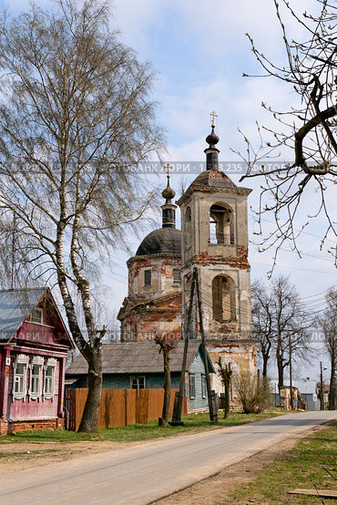 Константино-Еленинская церковь (церковь благоверных царей Константина и Елены) г.Верея (2009 год). Стоковое фото, фотограф Павел Широков / Фотобанк Лори