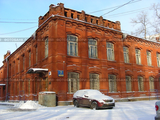 Корпус № 5 городской клинической больницы № 14 им. В.Г. Короленко (№ 5 им. братьев Бахрушиных). Улица Стромынка, 7, корпус 5. Район Сокольники. Город Москва (2014 год). Редакционное фото, фотограф lana1501 / Фотобанк Лори