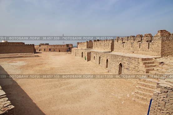 Kot Diji Fort, Fortress Ahmadabad in Khairpur District, Pakistan (2021 год). Стоковое фото, фотограф Сергей Стрелков / Фотобанк Лори