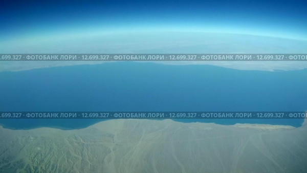 Красное море с высоты птичьего полета, Хургада, Египет (2015 год). Стоковое видео, видеограф KEN VOSAR / Фотобанк Лори
