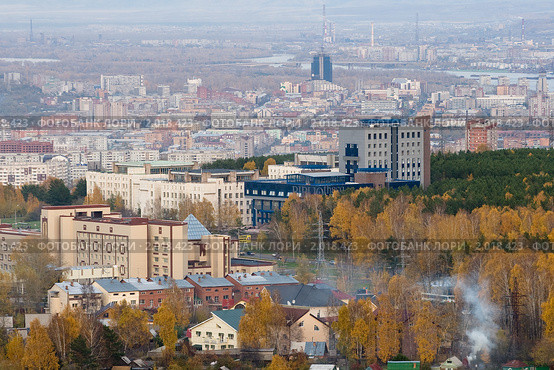 Красноярск. СФУ.   Панорамный вид с Николаевской сопки (2010 год). Стоковое фото, фотограф Шичкина Антонина / Фотобанк Лори