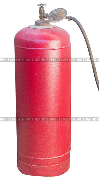 Красный газовый баллон на белом фоне. Red gas cylinder with gearbox on a white background. Стоковое фото, фотограф Татьяна Д / Фотобанк Лори