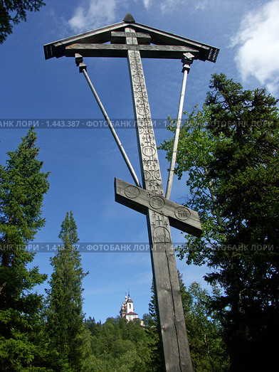 Крест у Голгофы (2006 год). Редакционное фото, фотограф Николай Бунаков / Фотобанк Лори