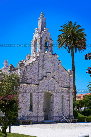 La toja island Toxa Chapel made of sea shells in Pontevedra Galicia Spain. Стоковое фото, агентство Ingram Publishing / Фотобанк Лори