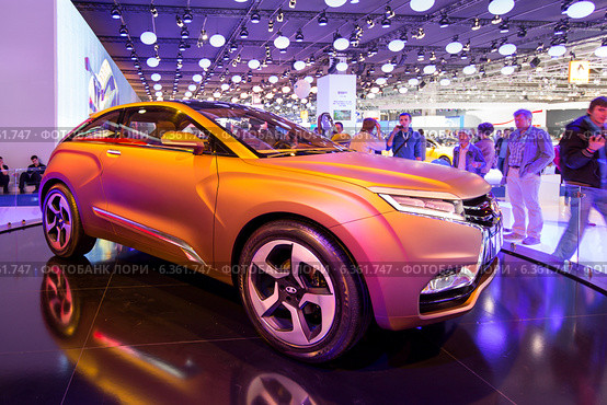 Lada Xray Concept. Московский международный автомобильный салон 2014. Редакционное фото, фотограф Сергей Лаврентьев / Фотобанк Лори