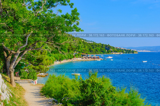 Landscape of the coastline of the Adriatic Sea near Omis (2015 год). Стоковое фото, фотограф Михаил Аккуратoв / Фотобанк Лори