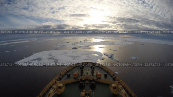 Ледокол. Стоковое видео, видеограф Vladimir / Фотобанк Лори