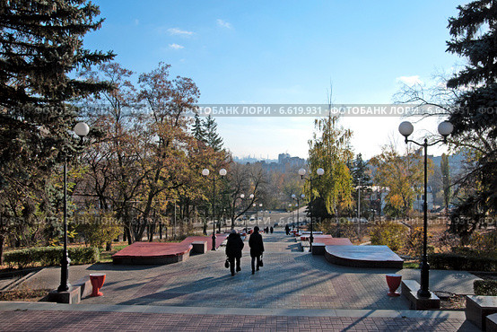 Лестница с каскадом фонтанов осенью. Липецк (2014 год). Стоковое фото, фотограф Румянцева Наталия / Фотобанк Лори