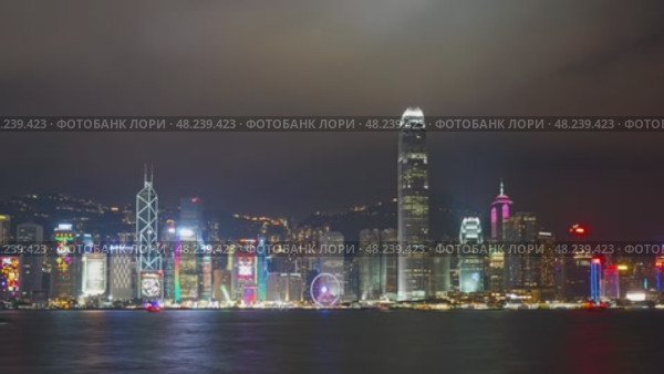 Light show in Hong Kong at night, pan timelapse (2016 год). Стоковое видео, видеограф Михаил Коханчиков / Фотобанк Лори