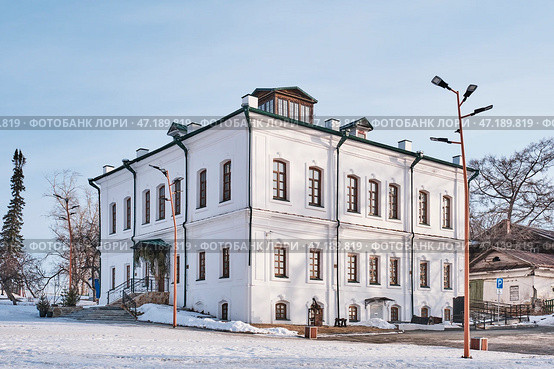 Local History Museum Building in Winter Scene, Sysert, Russia. Редакционное фото, фотограф Ирина Кононова / Фотобанк Лори