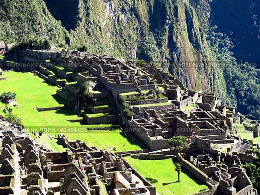 Machu Picchu is capital of the Inca Empire in Andes mountains, Peru, South America (2011 год). Стоковое фото, фотограф Сергей Стрелков / Фотобанк Лори