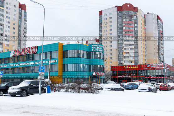 Магазин бытовой техники и электроники Эльдорадо на проспекте Косыгина, 22. Санкт-Петербург (2019 год). Редакционное фото, фотограф Александр Щепин / Фотобанк Лори