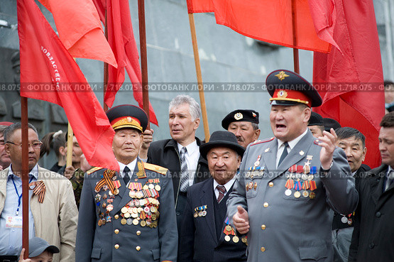Майский митинг КПРФ. Улан - Удэ. Бурятия. (2010 год). Редакционное фото, фотограф Александр Подшивалов / Фотобанк Лори