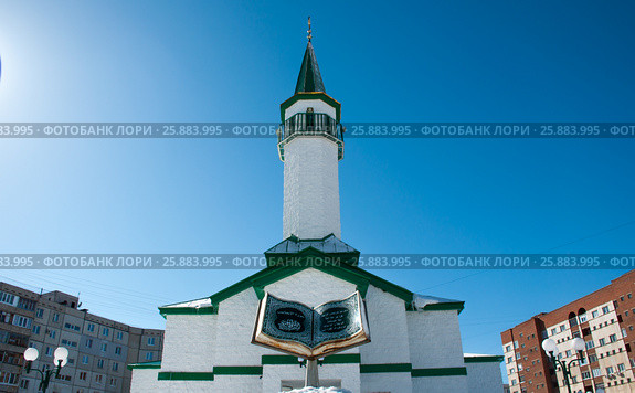 Мечеть "Хамза" в городе Уфе (2017 год). Редакционное фото, фотограф Сергей Тагиров / Фотобанк Лори