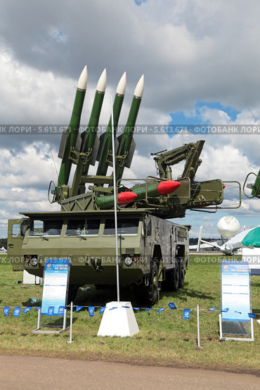 Международный авиационно-космический салон МАКС-2013. Зенитно-ракетный комплекс "Бук-М2Э" Редакционное фото, фотограф Игорь Долгов / Фотобанк Лори