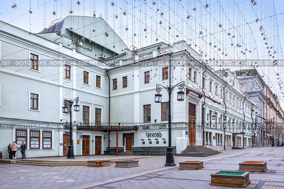 МХТ имени Чехова, Камергерский переулок, Москва (2023 год). Редакционное фото, фотограф Baturina Yuliya / Фотобанк Лори