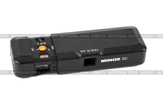 Микрофотоаппарат Minox (2010 год). Редакционное фото, фотограф FotograFF / Фотобанк Лори