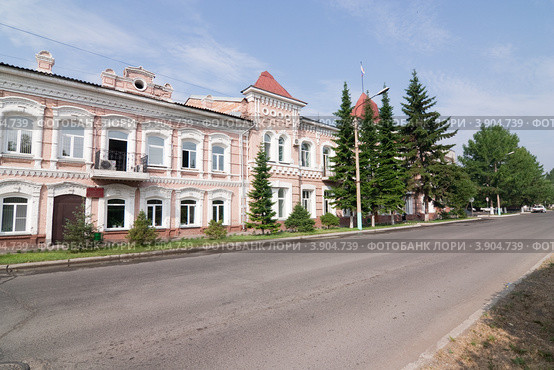 Минусинск. Здание городской администрации (2012 год). Стоковое фото, фотограф Шичкина Антонина / Фотобанк Лори