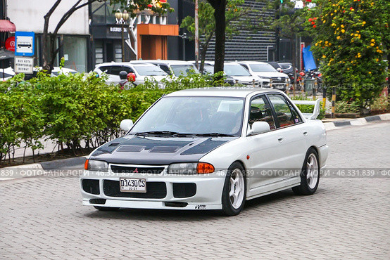 Mitsubishi Lancer Evolution. Редакционное фото, фотограф Art Konovalov / Фотобанк Лори