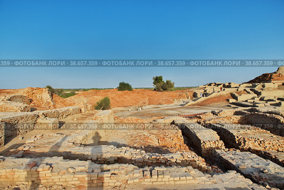 Mohenjo daro ruins close Indus river in Larkana district, Sindh, Pakistan (2021 год). Стоковое фото, фотограф Сергей Стрелков / Фотобанк Лори