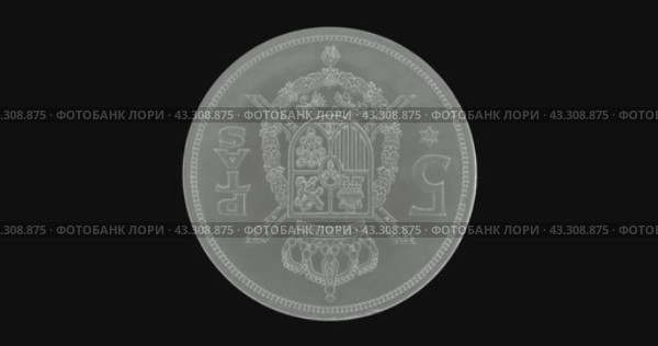 Монета Испании 5 песет 1977 года, реверс на черном фоне. Бесшовное видео в разрешение 4к. Стоковое видео, видеограф Александр Кузнецов / Фотобанк Лори