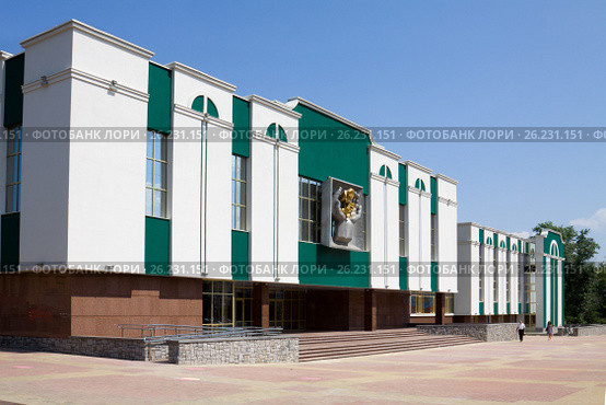 Мордовский республиканский музей изобразительных искусств в городе Саранске (2014 год). Редакционное фото, фотограф Солодовникова Елена / Фотобанк Лори