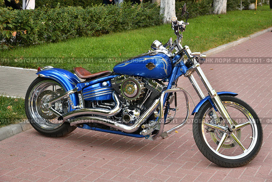 Moscow, Russia - May 18. 2023. Motorcycle Harley-Davidson outdoor (2018 год). Редакционное фото, фотограф Володина Ольга / Фотобанк Лори