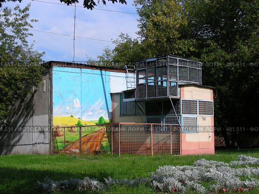 Москва. Голубятня во дворе жилых домов (2008 год). Редакционное фото, фотограф lana1501 / Фотобанк Лори