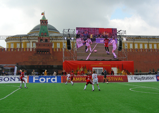 Москва. Красная площадь. Праздник кубка УЕФа (2008 год). Редакционное фото, фотограф lana1501 / Фотобанк Лори
