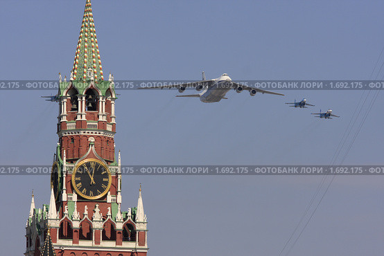 Москва, парад 9 мая 2010 г. Стоковое фото, фотограф Дмитрий Неумоин / Фотобанк Лори