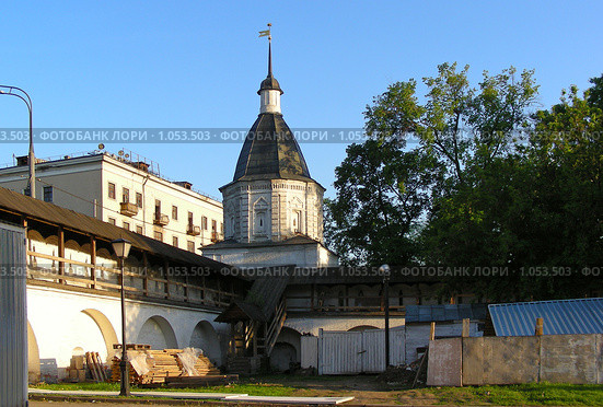 Москва. Спасо-Андронников монастырь (2008 год). Редакционное фото, фотограф lana1501 / Фотобанк Лори