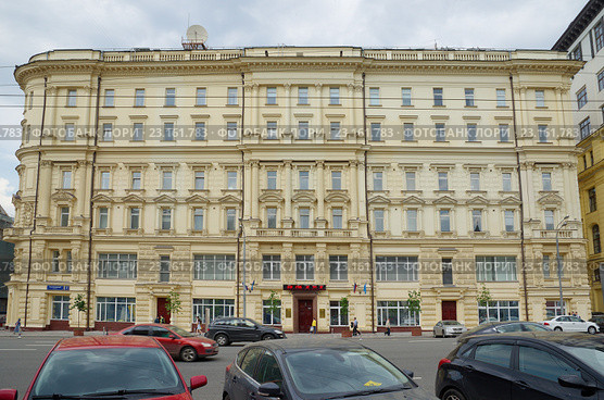 Москва, Театральный проезд, 3. Бывший доходный дом и центральные бани Хлудовых, 1889 г.. Министерство по чрезвычайным ситуациям России (2016 год). Редакционное фото, фотограф Елена Коромыслова / Фотобанк Лори