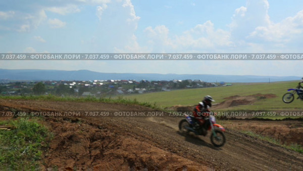 Мотокросс. Стоковое видео, видеограф Михаил Коханчиков / Фотобанк Лори