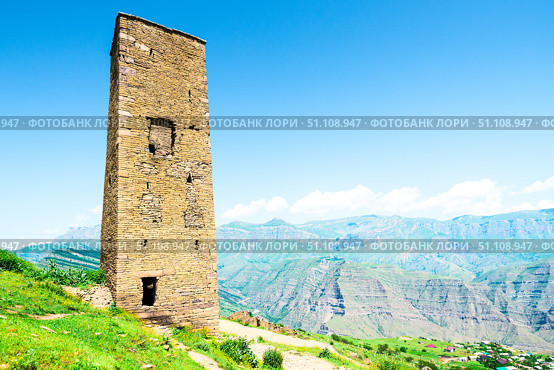 Mountain landscape with an old watchtower over a picturesque canyon.. North Caucasus (2024 год). Стоковое фото, фотограф Константин Лабунский / Фотобанк Лори